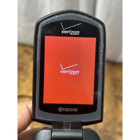 Kyocera DuraXV - Page Plus Straight Talk - Black (Verizon) Smartphone Basic Flip - Picture 4 of 16